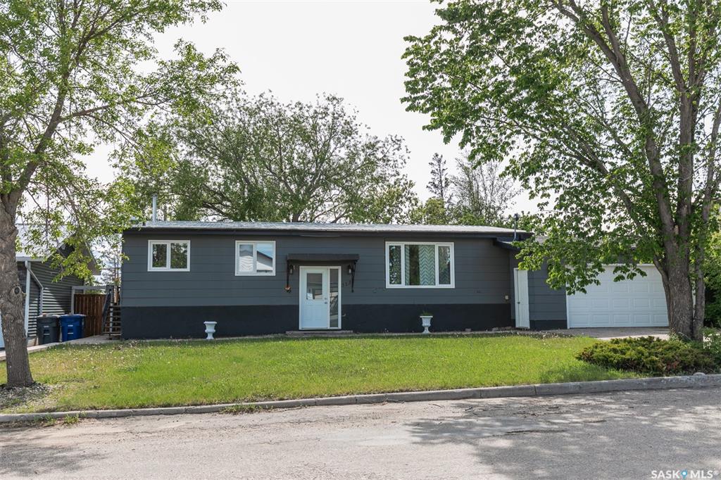Second View of 313 Yukon Avenue, Kerrobert, Saskatchewan, S0L 1R0