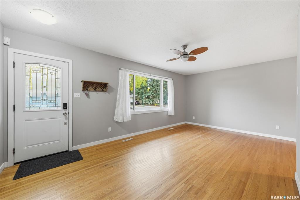 Third View of 210 Cascade Street, Avalon, Saskatoon, Saskatchewan, S7J 0M3
