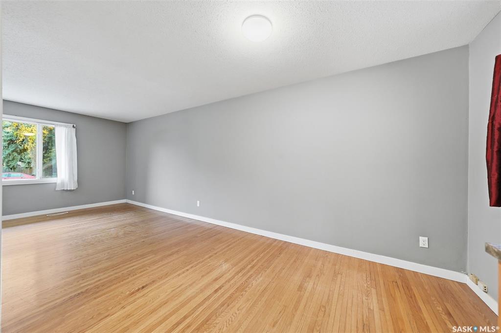 Fourth View of 210 Cascade Street, Avalon, Saskatoon, Saskatchewan, S7J 0M3