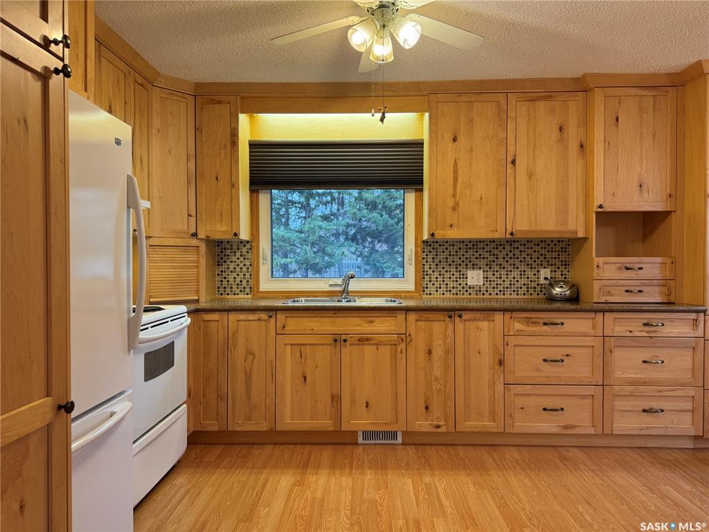 Second View of 127 Broadway Street, Foam Lake, Saskatchewan, S0A 1A0