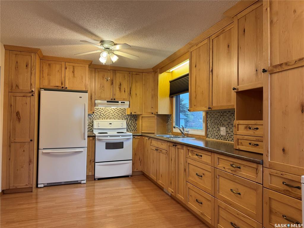Third View of 127 Broadway Street, Foam Lake, Saskatchewan, S0A 1A0