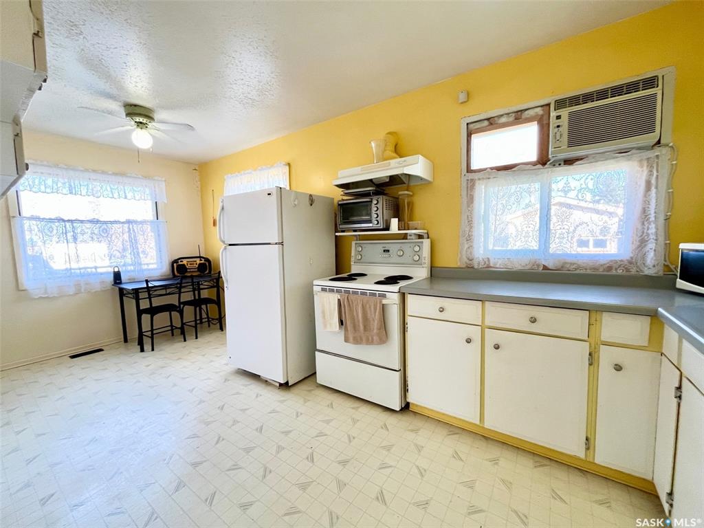 Fourth View of 113 1st Street W, Smeaton, Saskatchewan, S0J 2J0