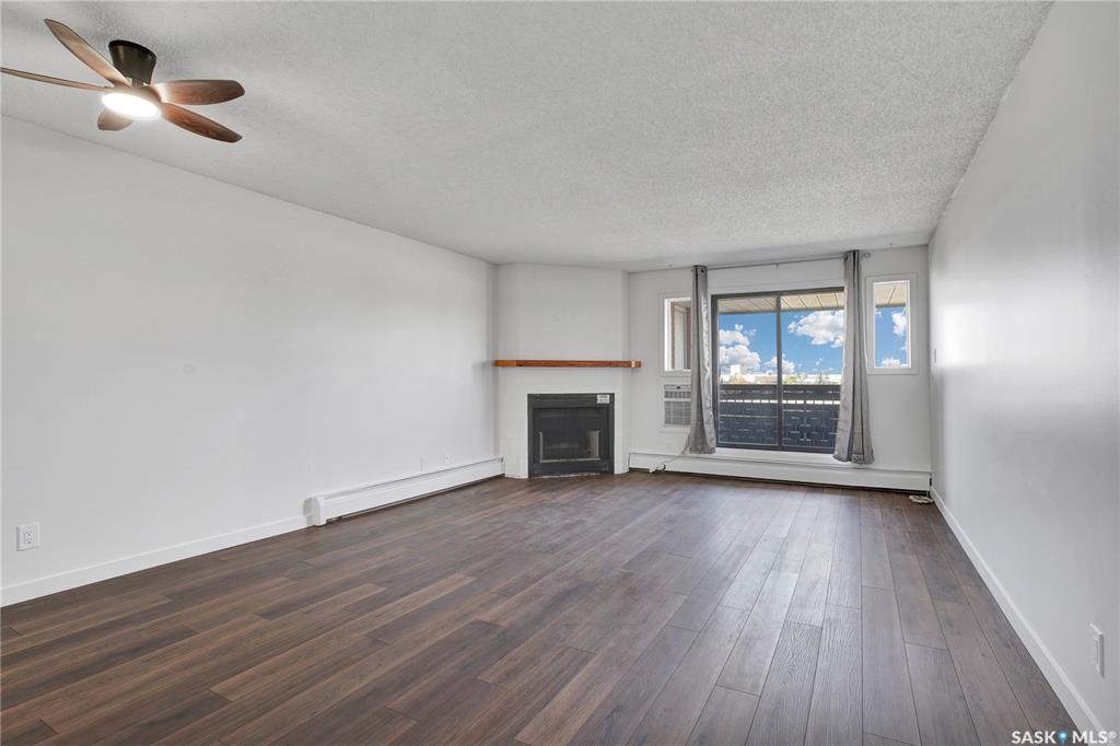 Fourth View of 209 A Cree Place #301, Lawson Heights, Saskatoon, Saskatchewan, S7K 7X9
