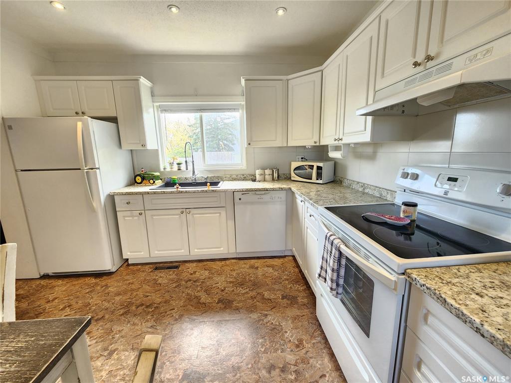 Second View of 10 Danton Street, Tribune, Saskatchewan, S0C 2M0