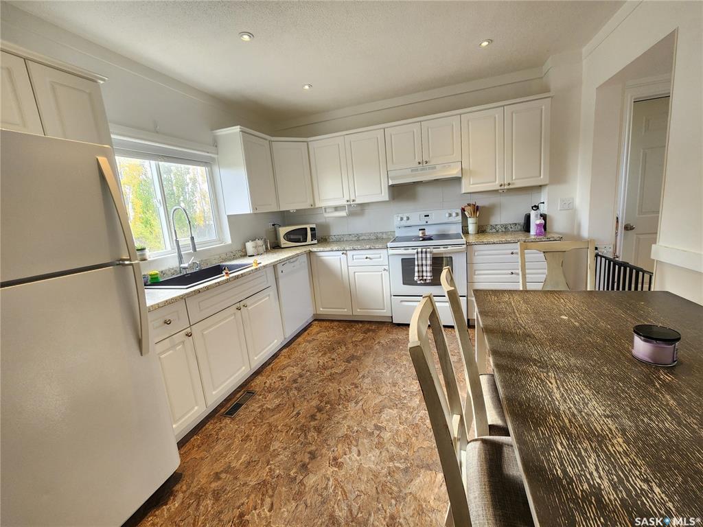 Fourth View of 10 Danton Street, Tribune, Saskatchewan, S0C 2M0