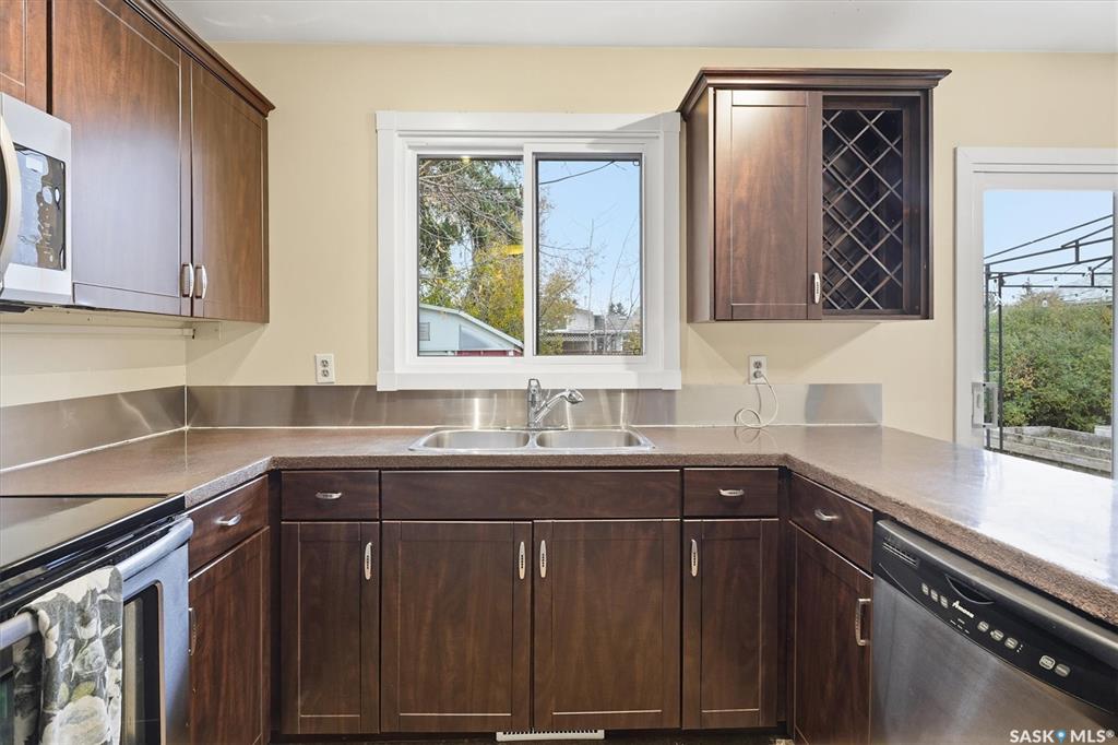 Fourth View of 317 Fisher Crescent, Confederation Park, Saskatoon, Saskatchewan, S7L 5E1