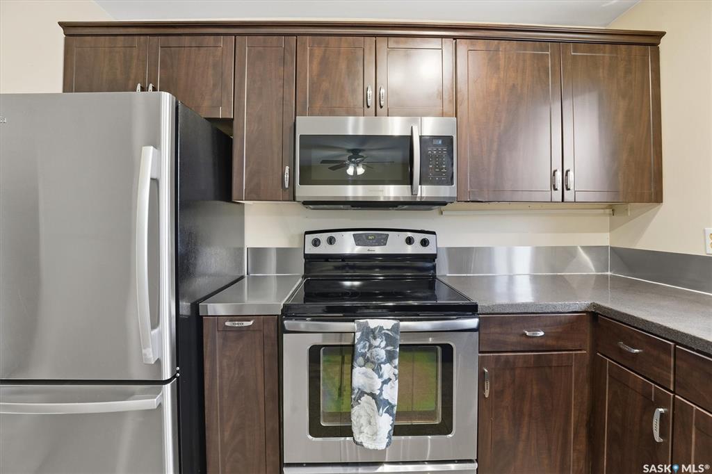 Fifth View of 317 Fisher Crescent, Confederation Park, Saskatoon, Saskatchewan, S7L 5E1