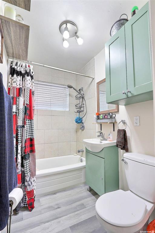 Fifth View of 860 7th Street E, East Flat, Prince Albert, Saskatchewan, S6V 0T2