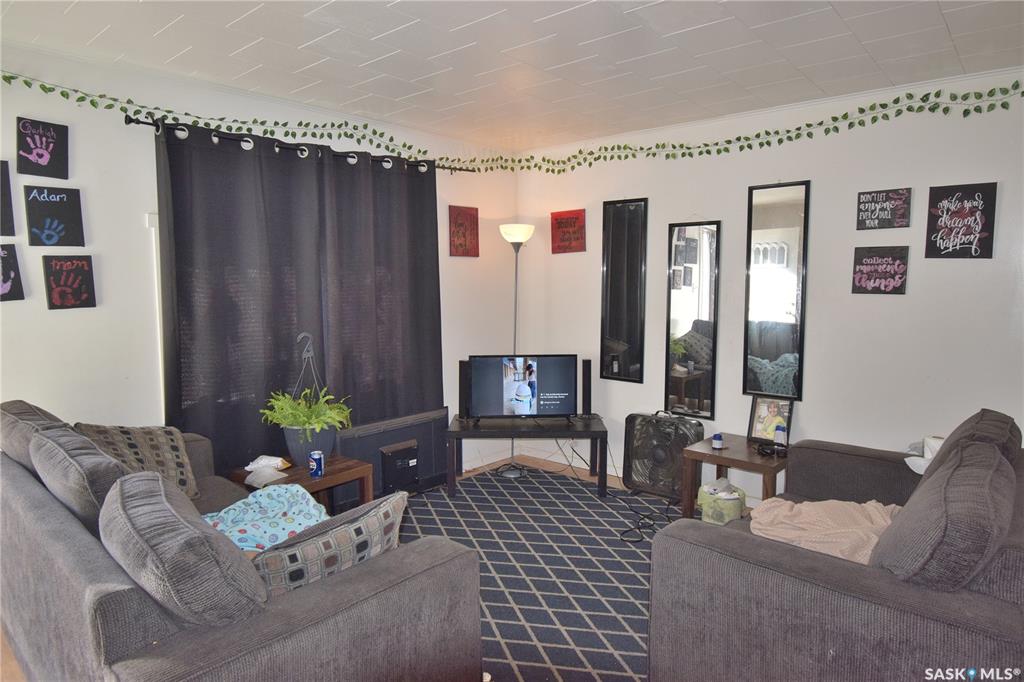 Second View of 860 13 Th Street W, West Flat, Prince Albert, Saskatchewan, S6V 3H3