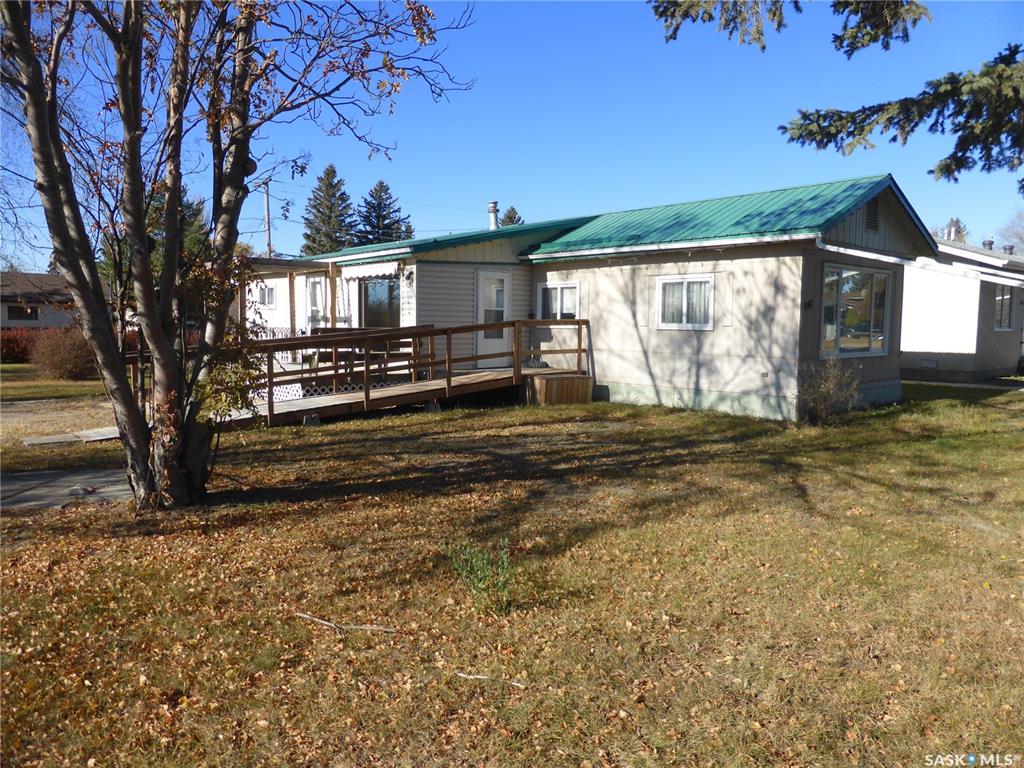 Second View of 247 2nd Street S, St. Walburg, Saskatchewan, S0M 2T0