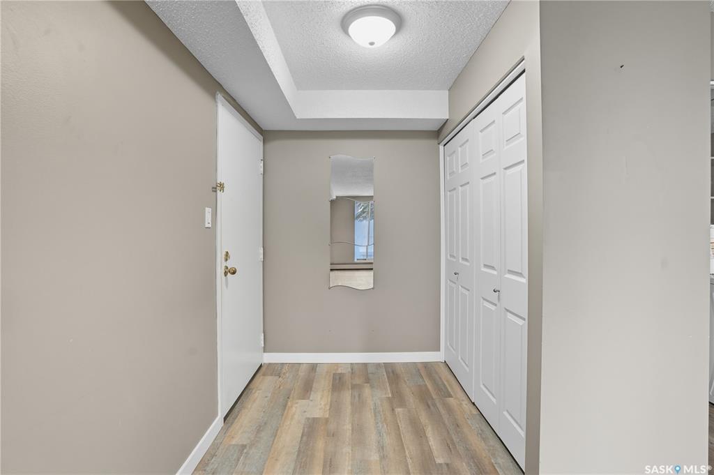 Fourth View of 309 B Cree Crescent #107, Lawson Heights, Saskatoon, Saskatchewan, S7K 7Y3