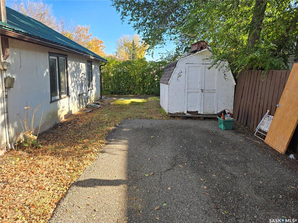 Second View of 15 10th Avenue Ne, North East, Swift Current, Saskatchewan, S9H 2T1