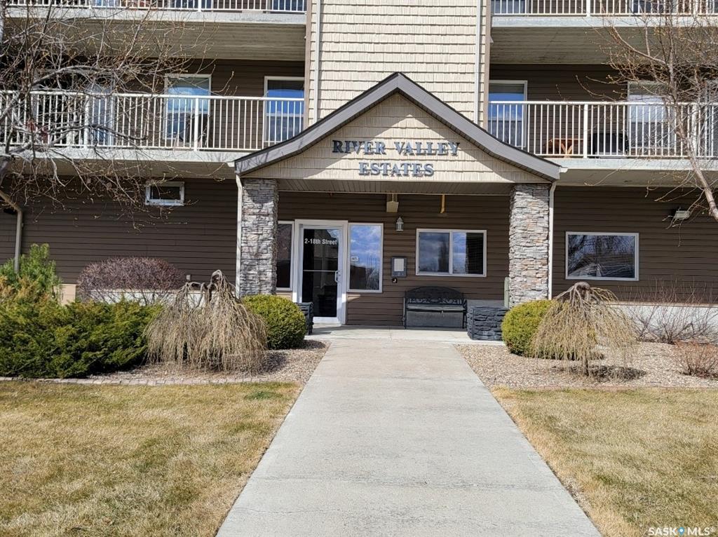 Second View of 2 18th Street #201, Battleford, Saskatchewan, S0M 0E0