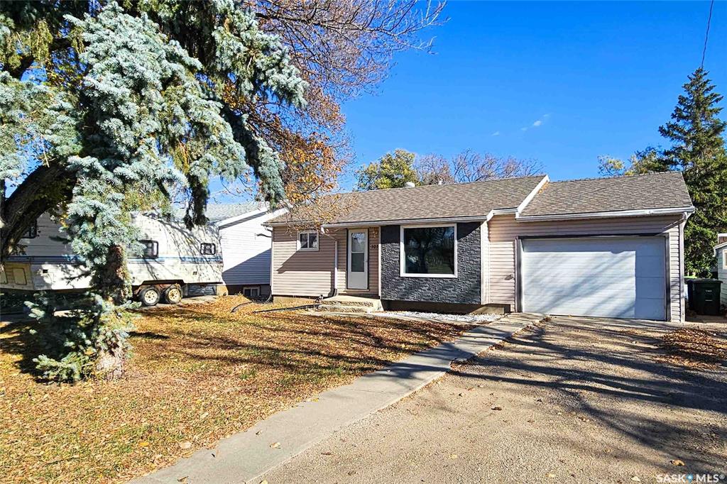 Second View of 1014 Main Street, Rosetown, Saskatchewan, S0L 2V0