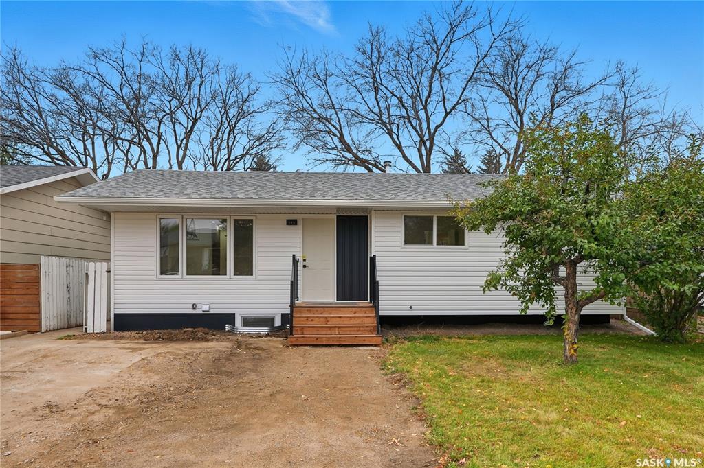 Second View of 113 5th Avenue N, Warman, Saskatchewan, S0K 4S0