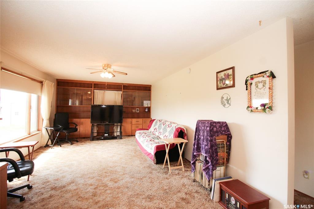 Second View of 223 2nd Street W, Climax, Saskatchewan, S0N 0N0