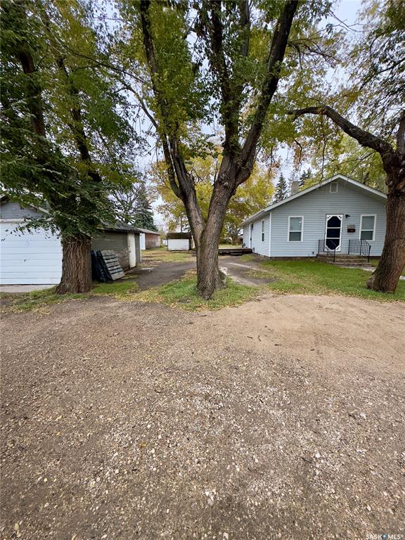 Second View of 2008 2nd Avenue W, Waldheim, Saskatchewan, S0K 4R0