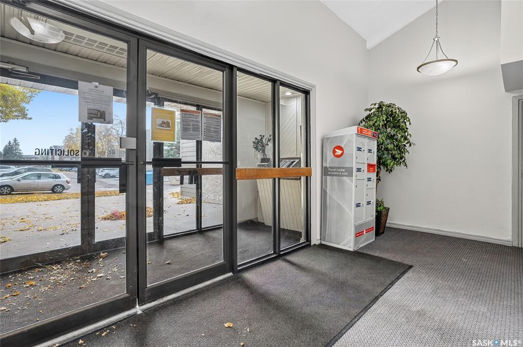 Third View of 207 C Tait Place #313, Wildwood, Saskatoon, Saskatchewan, S7H 5L8