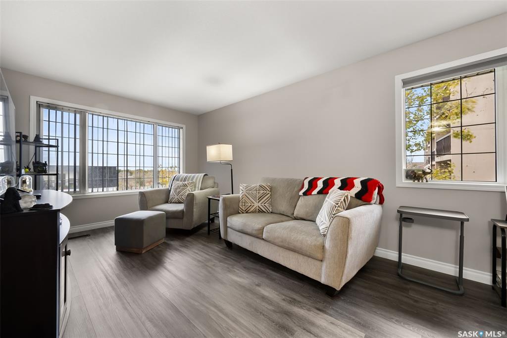 MLS® listing #SK021399 for sale located at 28 Kleisinger Crescent #404