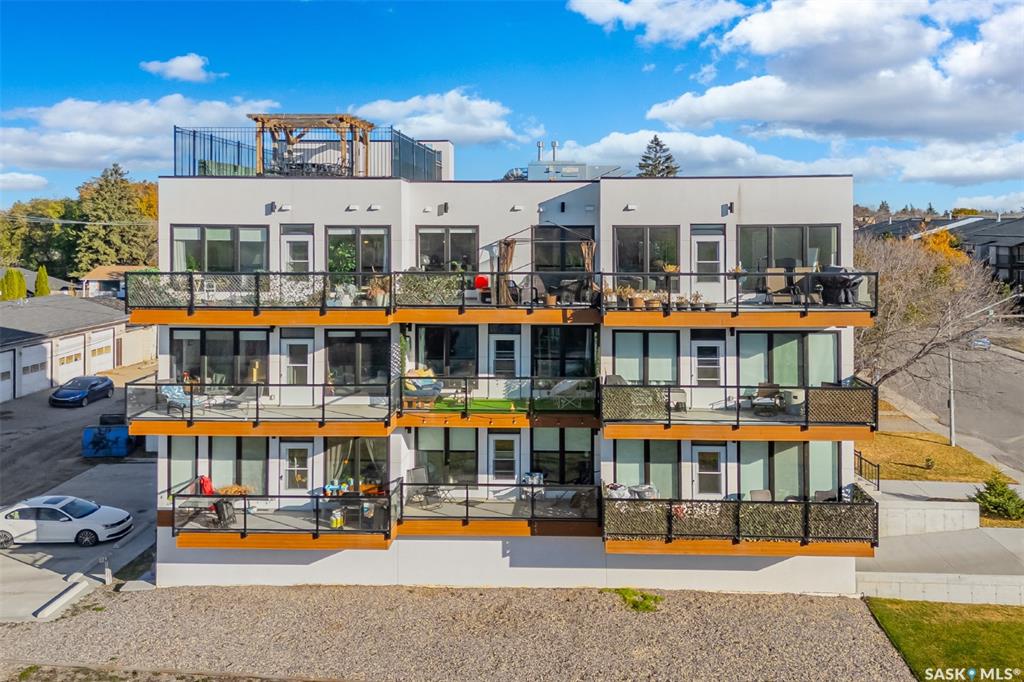811 Hilliard Street W, SK021620, Saskatchewan,