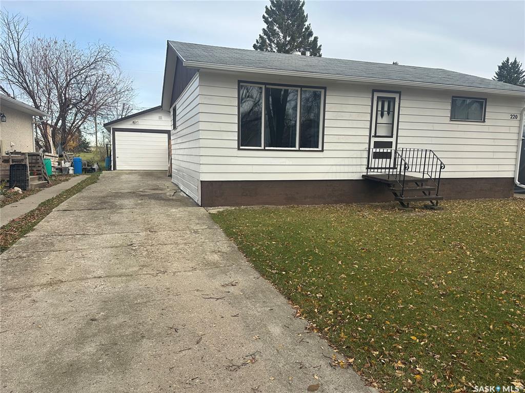220 Avenue Road, SK021670, Saskatchewan,