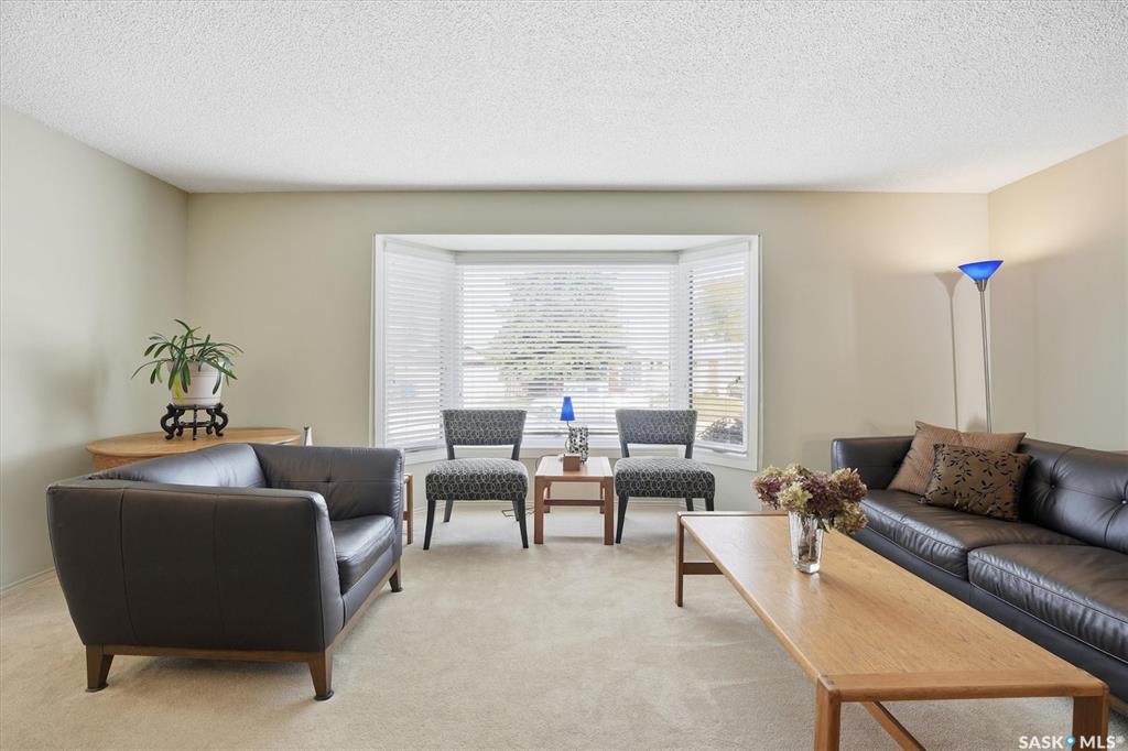 Fourth View of 619 Trent Crescent, East College Park, Saskatoon, Saskatchewan, S7H 4T5
