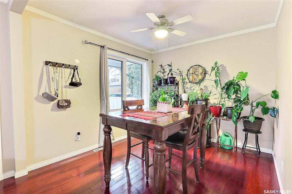 Fourth View of 518 20th Street E, East Hill, Prince Albert, Saskatchewan, S6V 1L3