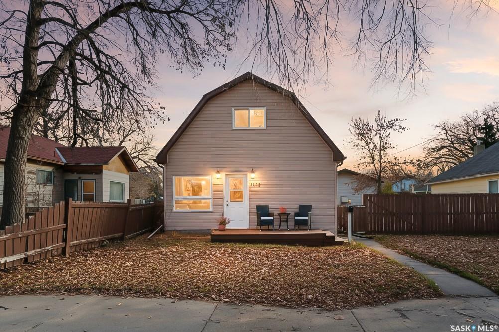 MLS® listing #SK021844 for sale located at 1143 6th Avenue Nw