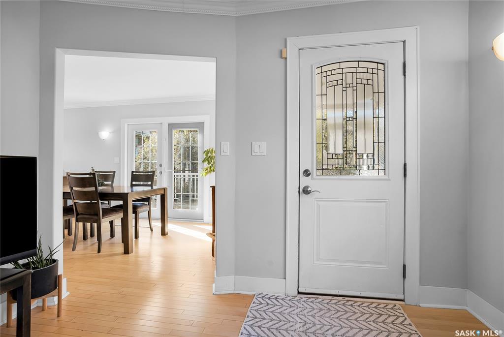 Second View of 519 Walmer Road, Caswell Hill, Saskatoon, Saskatchewan, S7L 0E1