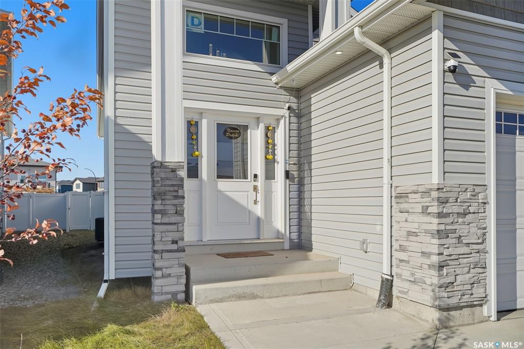 Third View of 654 Delainey Road, Brighton, Saskatoon, Saskatchewan, S0K 2T0