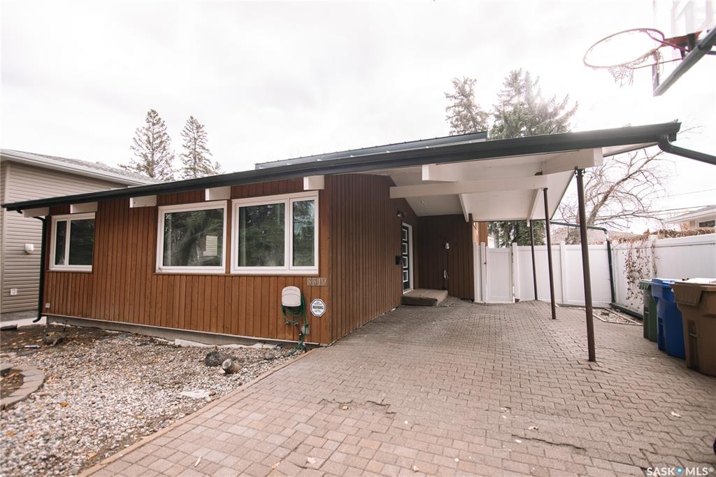 Second View of 3319 29th Avenue, Parliament Place, Regina, Saskatchewan, S4S 2P1