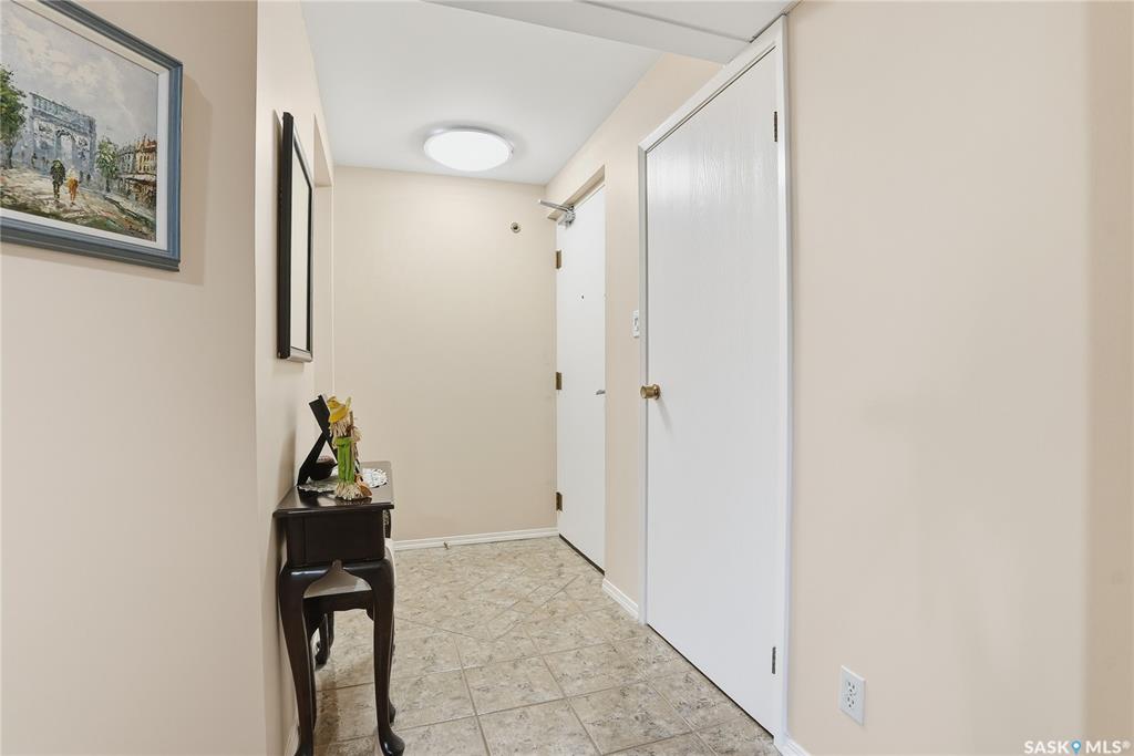 Fourth View of 510 5th Avenue N #1003, City Park, Saskatoon, Saskatchewan, S7K 2R2