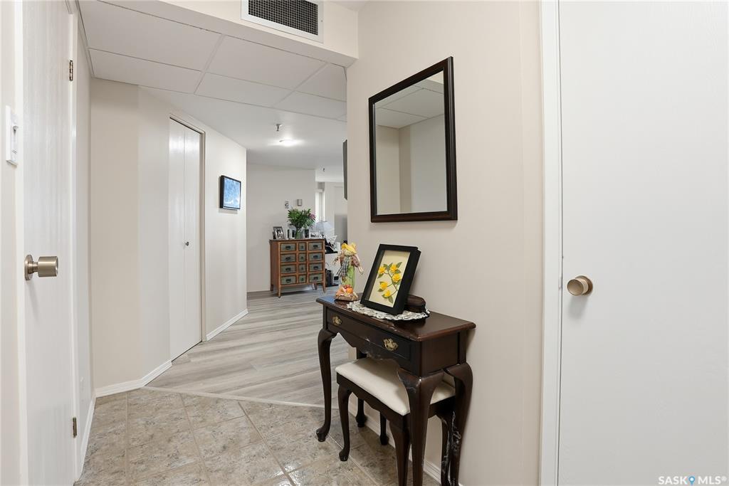 Fifth View of 510 5th Avenue N #1003, City Park, Saskatoon, Saskatchewan, S7K 2R2