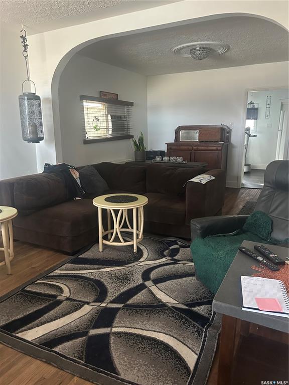 Fifth View of 919 C Avenue N, Caswell Hill, Saskatoon, Saskatchewan, S7L 1W7