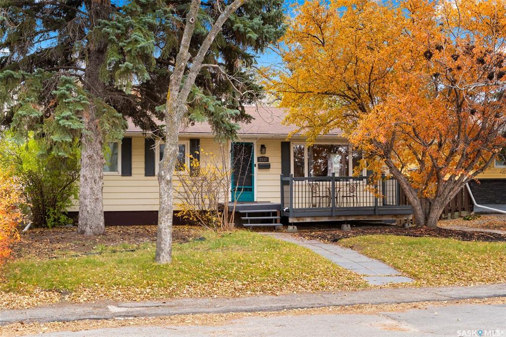 Second View of 2537 Edward Street, River Heights RG, Regina, Saskatchewan, S4S 0M9