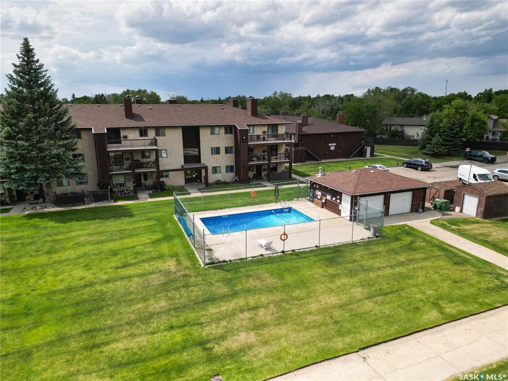 Fourth View of 51 Rodenbush Drive #303, Uplands, Regina, Saskatchewan, S4R 8C7