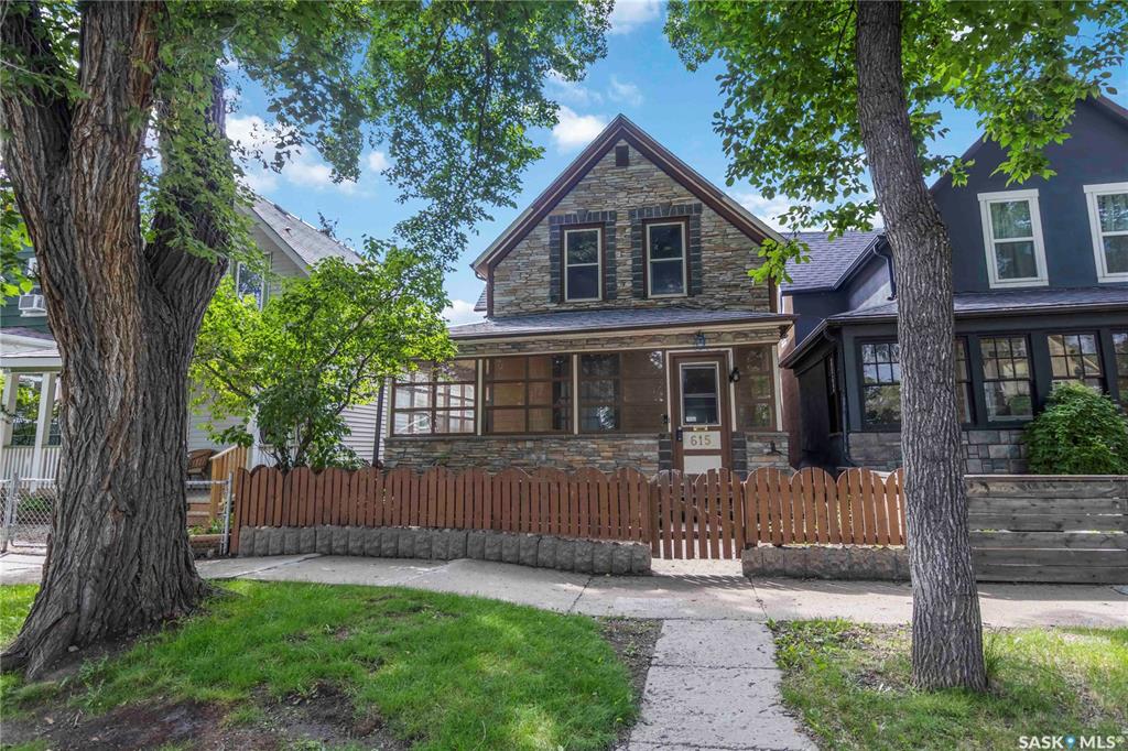 Second View of 615 G Avenue S, Riversdale, Saskatoon, Saskatchewan, S7M 1V8