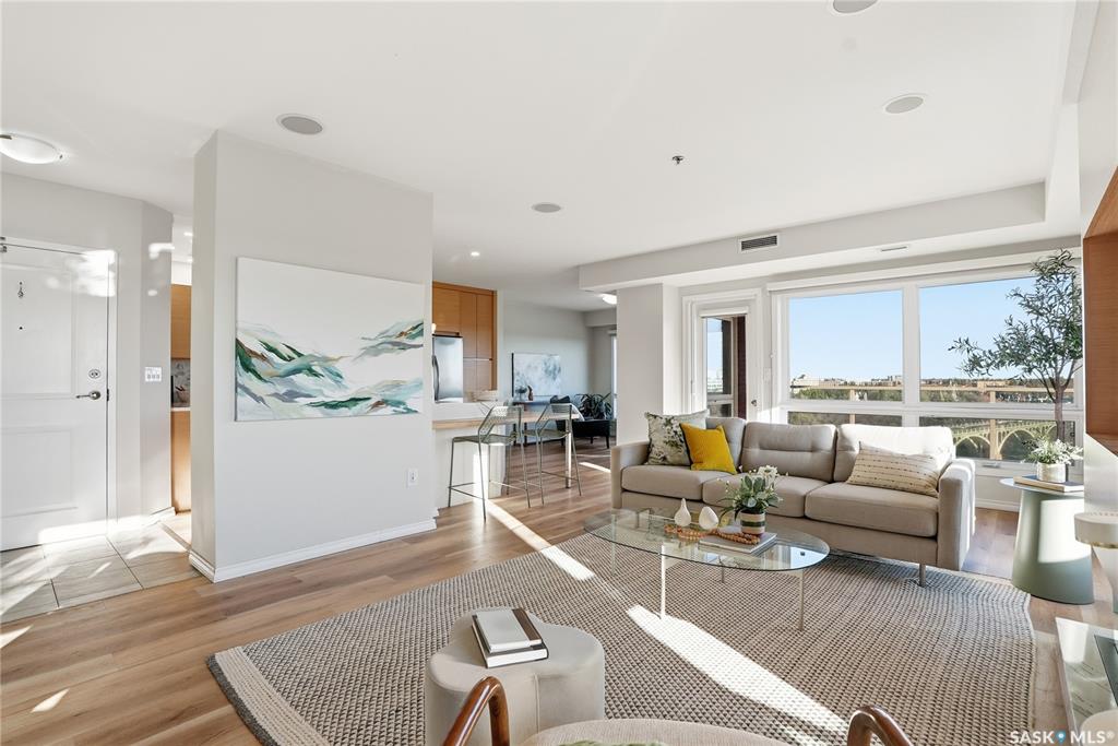 Third View of 902 Spadina Crescent E #1308, Central Business District, Saskatoon, Saskatchewan, S7K 0G8