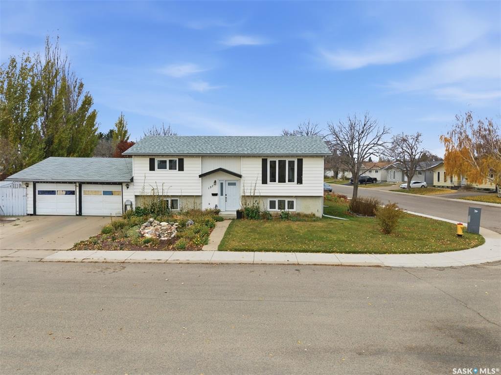 127 Nesbitt Crescent, SK022056, Saskatchewan,