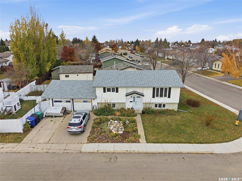 Third View of 127 Nesbitt Crescent, Dundonald, Saskatoon, Saskatchewan, S7L 6G5