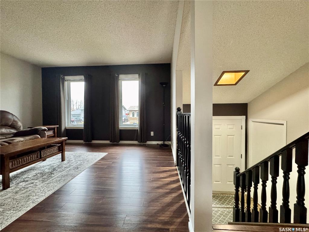 Fifth View of 35 Blackwell Crescent, Yorkton, Saskatchewan, S3N 3Y2