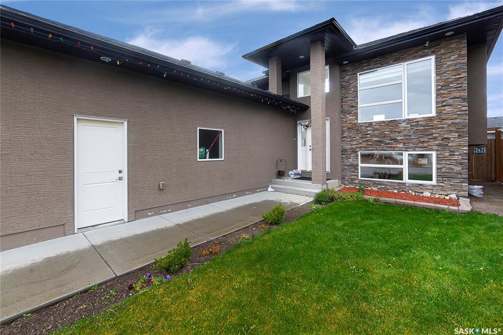 Third View of 211 Settler Crescent, Warman, Saskatchewan, S0K 4S2