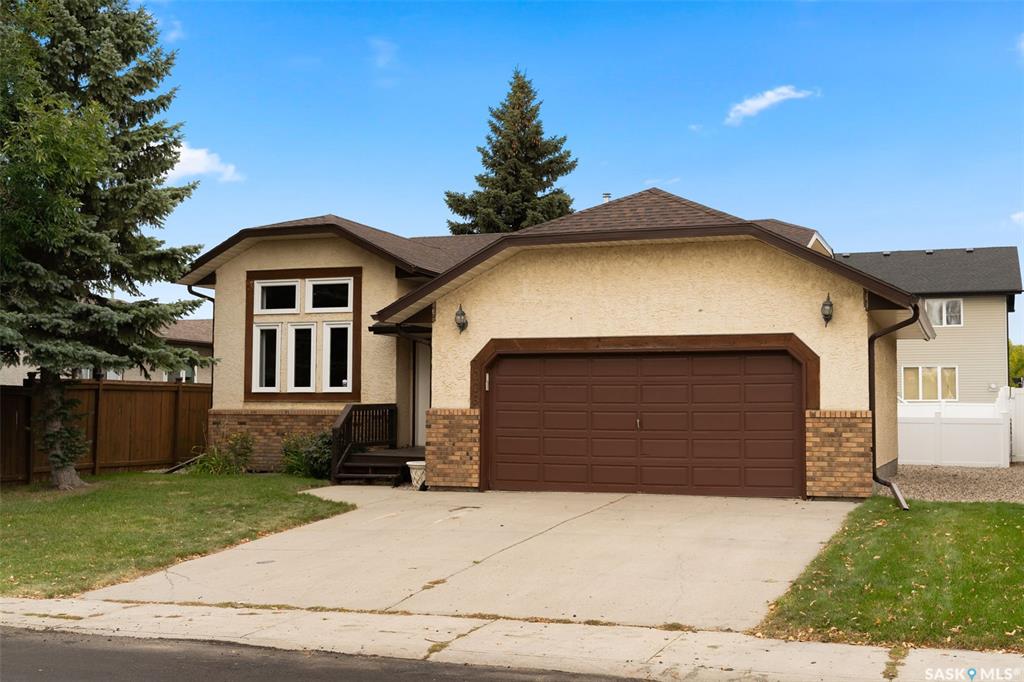 3006 Phaneuf Crescent E, SK022115, Saskatchewan,