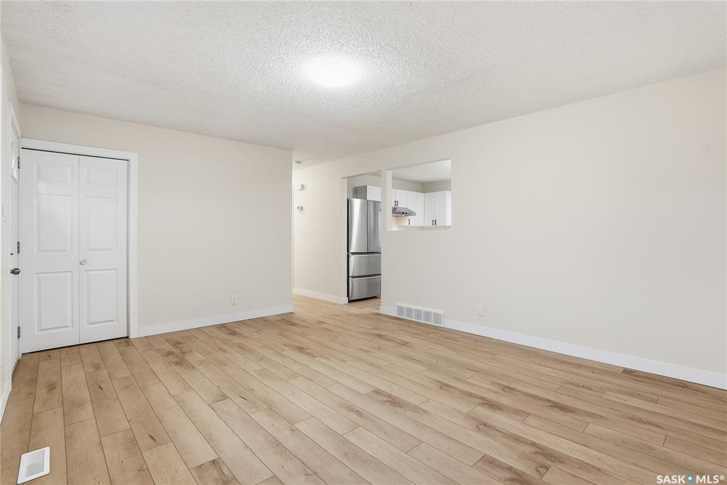 Fourth View of 1652 Central Avenue, Sutherland, Saskatoon, Saskatchewan, S7N 2H5