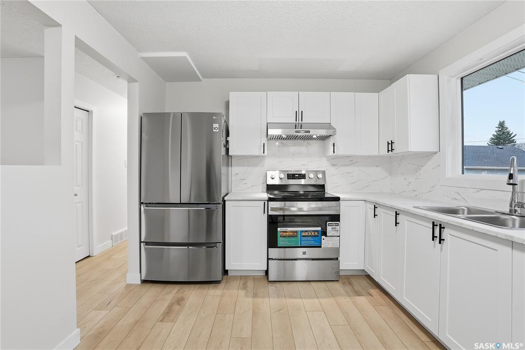 Fifth View of 1652 Central Avenue, Sutherland, Saskatoon, Saskatchewan, S7N 2H5