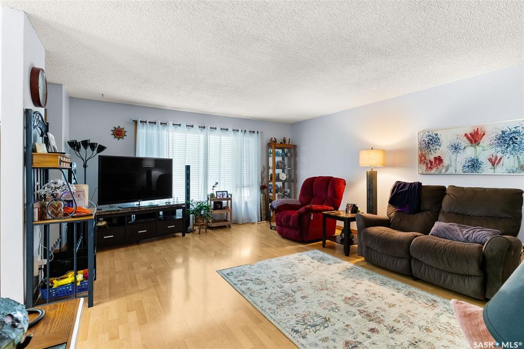 Fourth View of 1606 7th Avenue E, Glencairn, Regina, Saskatchewan, S4N 5S6