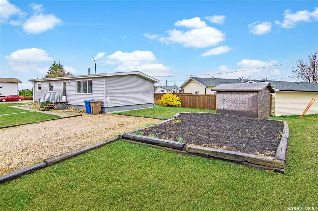 Third View of 120 Saskatchewan Crescent, Kinistino, Saskatchewan, S0J 1H0