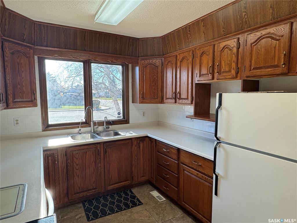 Fifth View of 609 7th Avenue W, Biggar, Saskatchewan, S0K 0M0