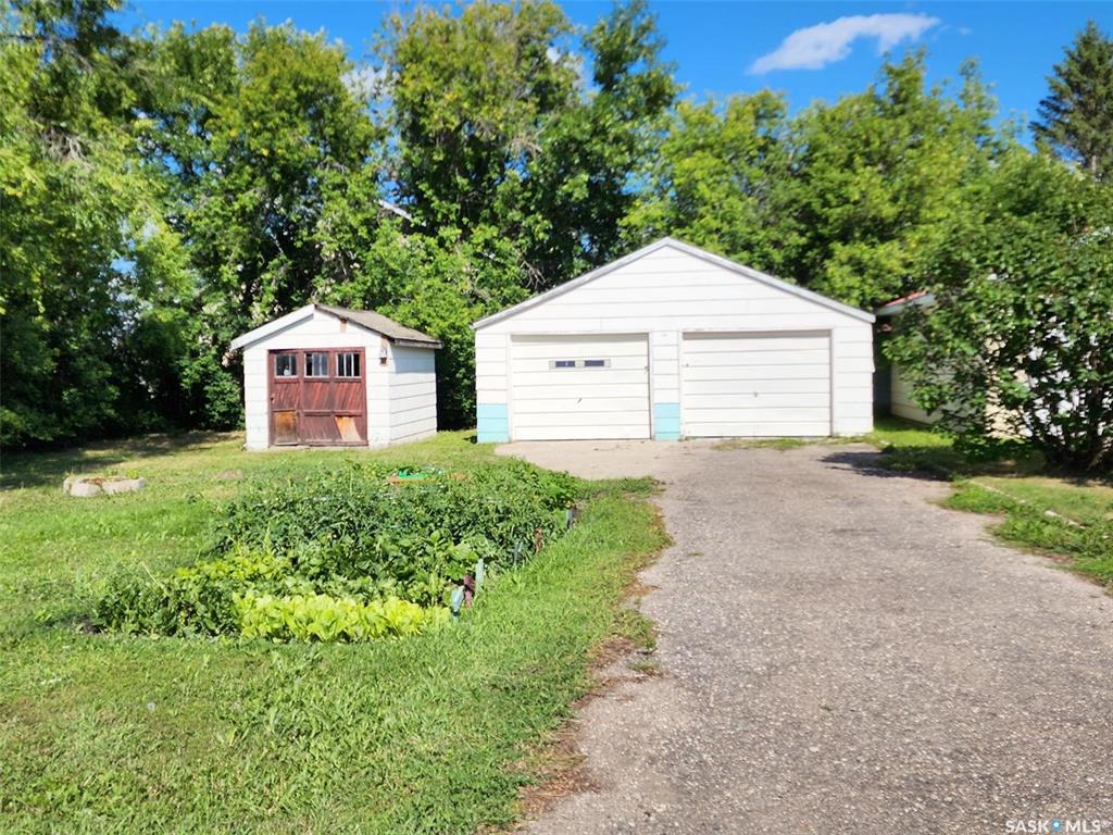 Third View of 805 Pacific Street, Grenfell, Saskatchewan, S0G 2B0