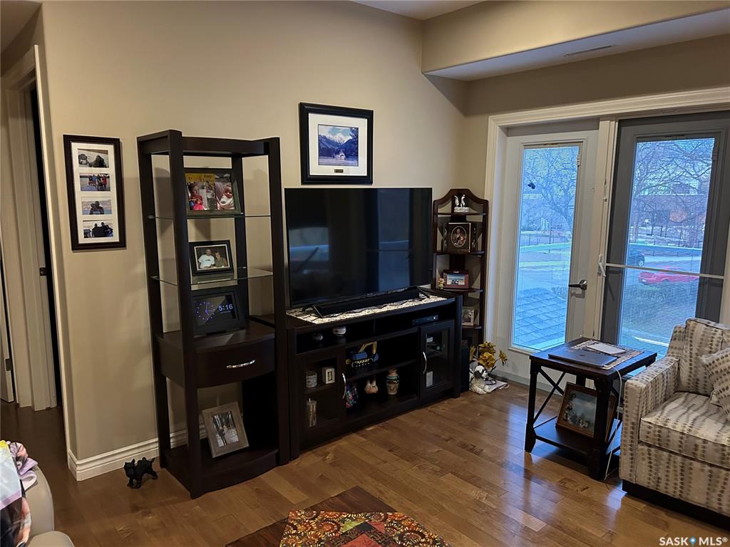 Fourth View of 510 4th Avenue #202, Rosthern, Saskatchewan, S0K 3R0